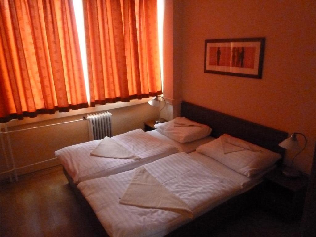 Hotel Jurki Dom Bratislava Exteriér fotografie